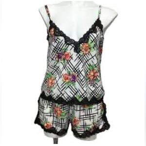 VICTORIA’S SECRET VTG GOLD LABEL 2-PIECE FLORAL & LACE CAMI & SHORTS PJS SIZE M